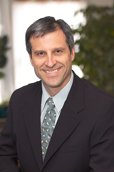 File:Gene Baur 2.jpg