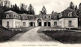 Les écuries du château.