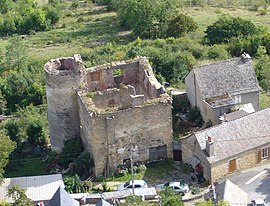The château of Grèzes, seen from the Truc de Grèzes