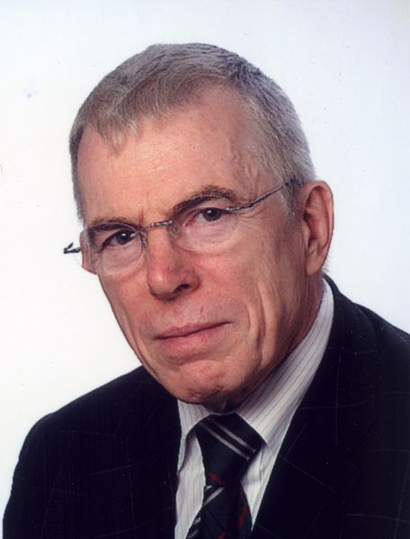 File:Guenter Pritschow.jpg