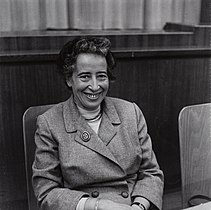 Hannah Arendt (1958)