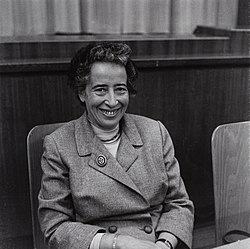 Arendt 1958-ci ildə