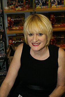 Hattie Hayridgeová (2008)