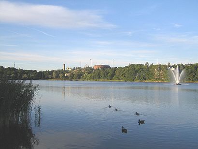 Kuinka päästä määränpäähän Töölönlahti käyttäen julkista liikennettä - Lisätietoa paikasta