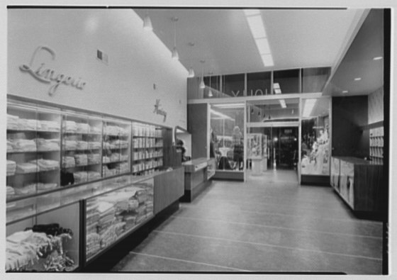 File:Holly Stores, business in Utica, New York. LOC gsc.5a15549.tif