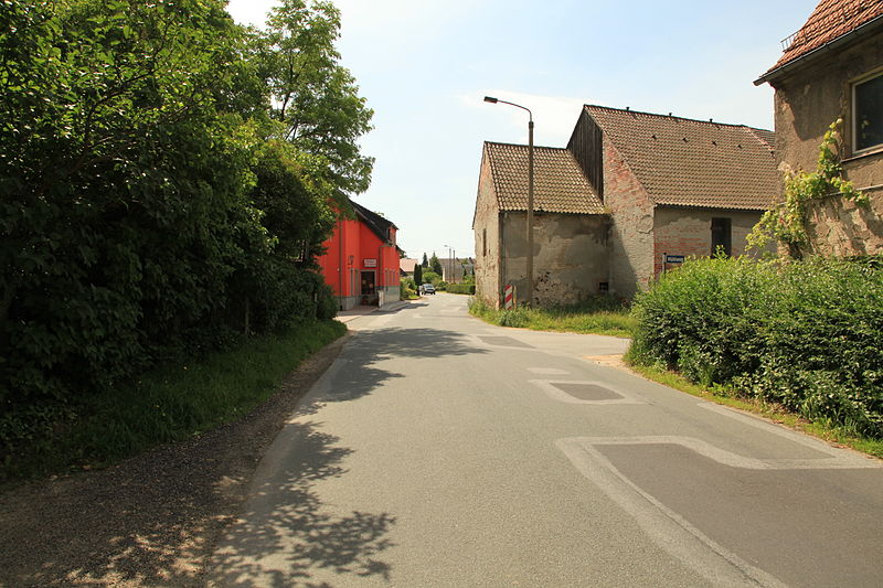 File:Horka - Görlitzer Straße + Dehmel-Mühle 01 ies.jpg