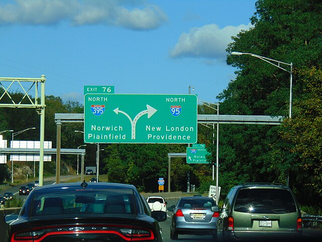 I-95 at the I-395 split in East Lyme/Waterford town line.