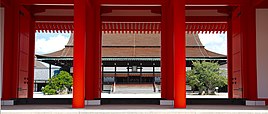 Imperial Palace - panoramio (1).jpg