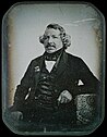 L'inventor Louis Daguerre retratáu al daguerrotipu en 1844, por Sabatier-Blot.