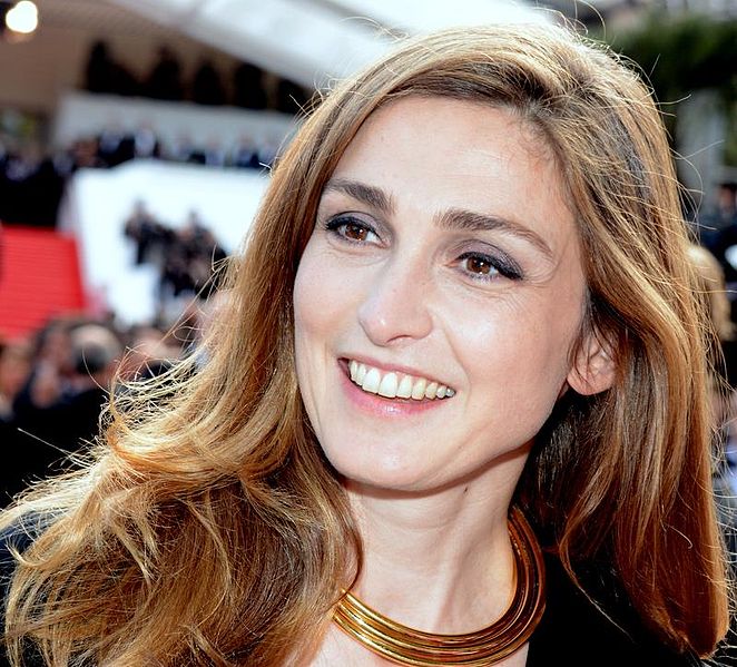 Julie Gayet - Wikipedia