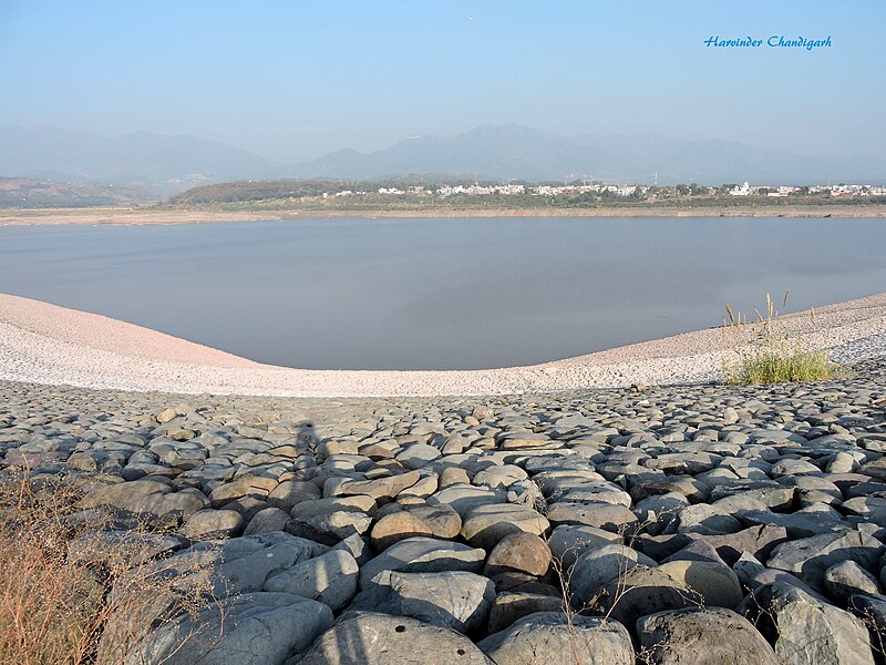 File:Kaushalya dam, Pinjor, district panchkula , Haryana, India.JPG
