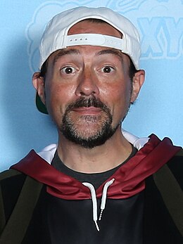 Kevin Smith Photo Op GalaxyCon Raleigh 2022.jpg