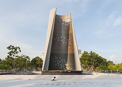 Kota Kinabalu, Sabah: Monument of the Heroes (Tugu Pahlawan).