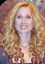 Lara Fabian (cropped).jpg