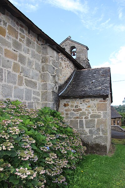 File:Lascaux (Correze) église 2.jpg