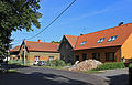 Čeština: Domky u postranní silnice v Nedošíně, části Litomyšle English: Side street in Nedošín, part of Litomyšl, Czech Republic.