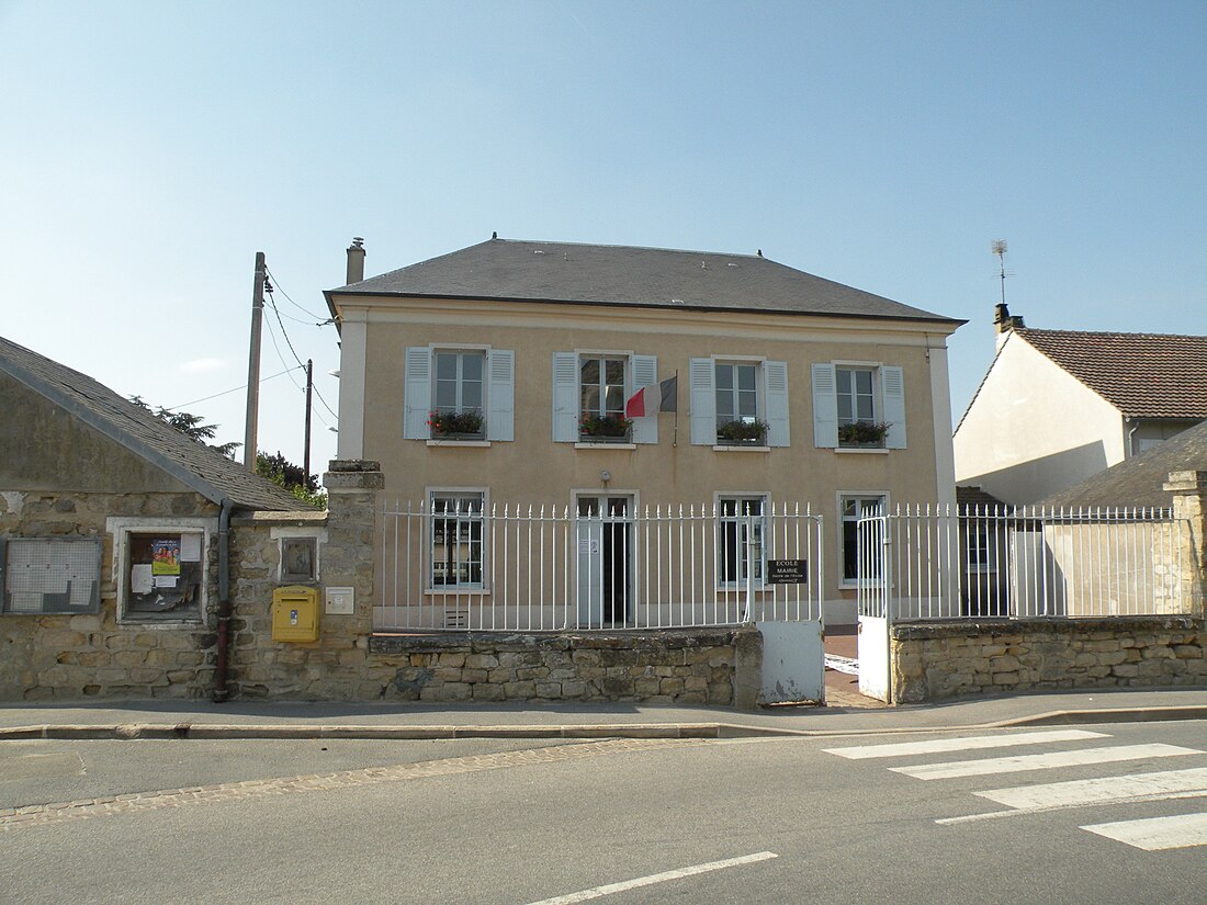 File:Livilliers mairie.JPG