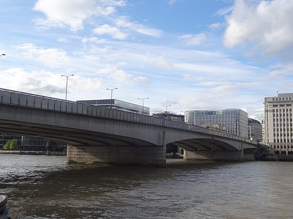 London Bridge in 2017