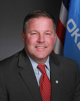 <span class="mw-page-title-main">Lonnie Paxton</span> American politician