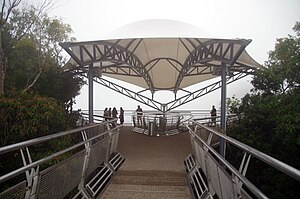 MY-Langkawi-sky-bridge-platf-nebel.jpg