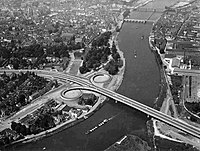 Maastricht, Maas en Kennedybrug, 1969.jpg