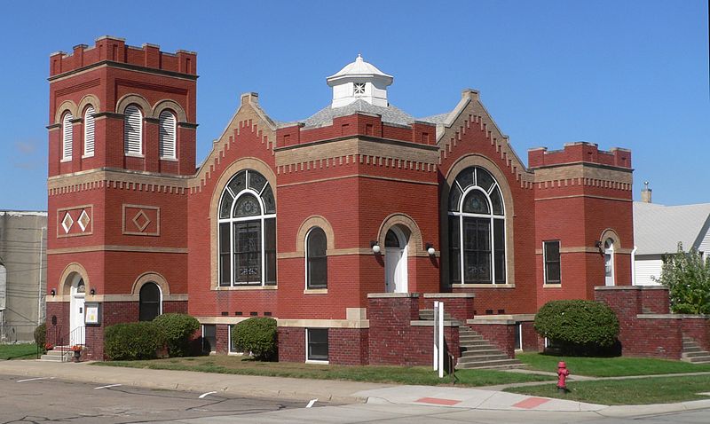 File:Madison, Nebraska First Presbyterian from SE 2.JPG