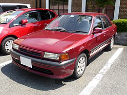 Mazda FAMILIA SEDAN Interplay (E-BG6Z) front.jpg