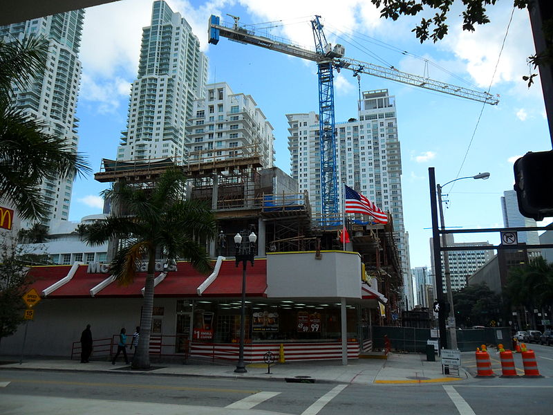File:McDonalds, Downtown Miami, NE 2nd Avenue.JPG