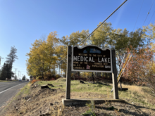 Welcome to Medical Lake sign on Lake Street Medical Lake Welcome.png