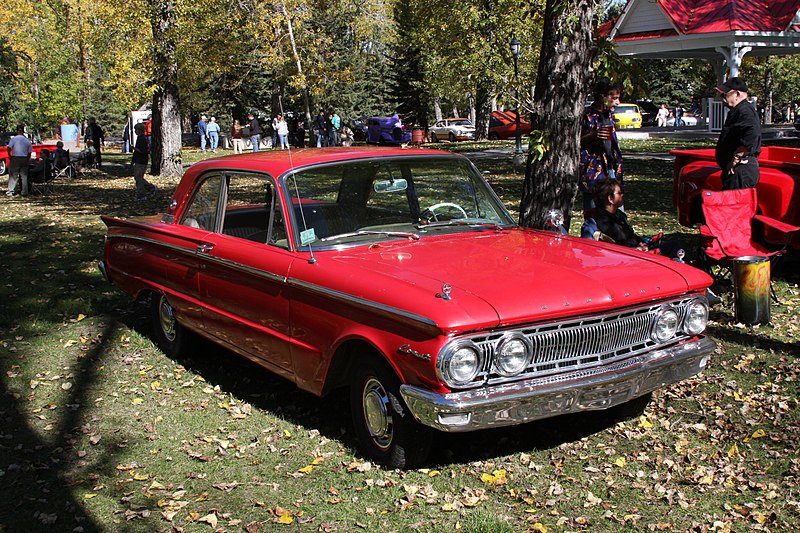 File:Mercury Comet 1960-1963 2 dr Coupe.jpg