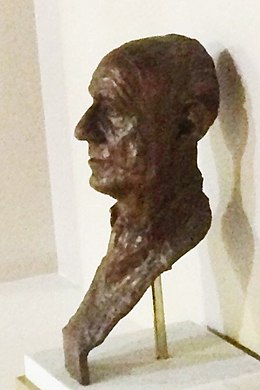 Michael Hordern bronze bust.jpeg