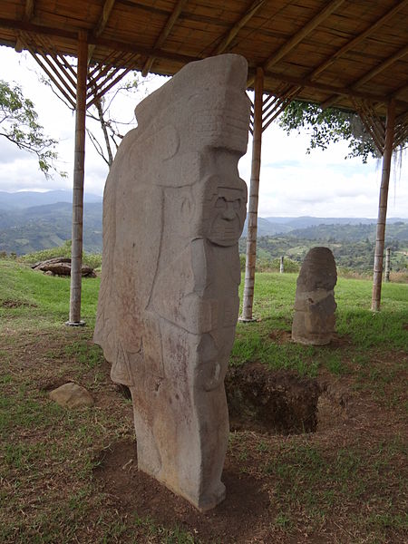 File:Monumento funerario del Parque Nacional Arqueológico de San Agustín 13.JPG