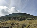 Puncak Gunung Gede dilihat dari Alun-Alun Suryakencana