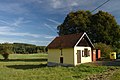 Čeština: Autobusová zastávka v Nových Nespeřicích u Uhlířských Janovic, Středočeský kraj English: Nové Nespeřice bus stop, Central Bohemian Region, CZ