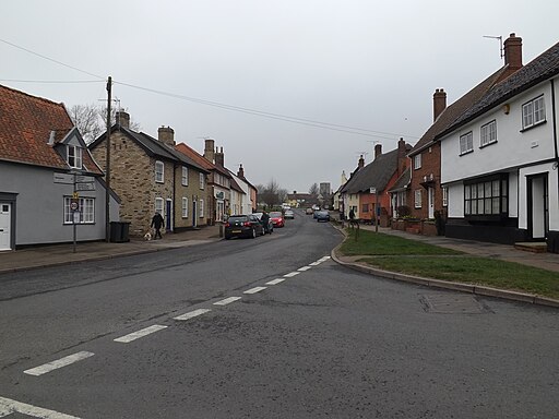 Old Street, Haughley - geograph.org.uk - 4430914