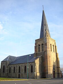 Photographie montrant l'église Saint-Médard.