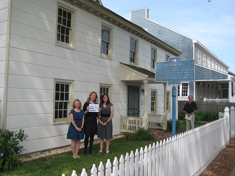 File:Oyster Bay Raynham Hall Museum in 2008.jpg