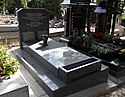 Père-Lachaise - Divisão 97 - Pineau 01.jpg