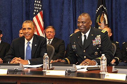 General Lloyd Austin with President Barack Obama at MacDill Air Force Base, September 17, 2014