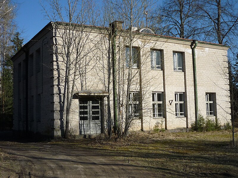 File:Paeküla railway station 2009.jpg