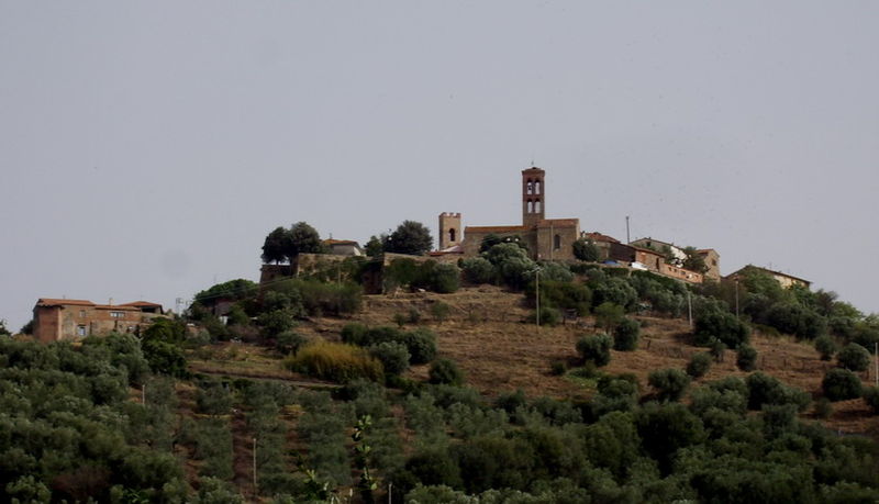 File:Panorama Montepescali (GR).jpg