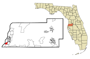 Umístění náměstí Beacon Square v okrese Pasco (vlevo) a na Floridě (vpravo)