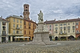 Piazza Cavour.jpg