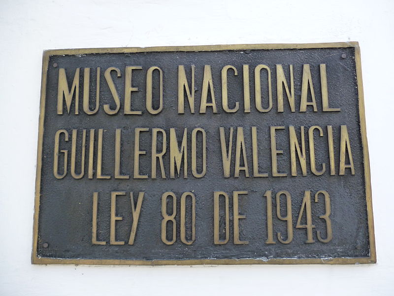 File:Placa a la entrada de la casa Museo Guillermo L. Valencia.JPG