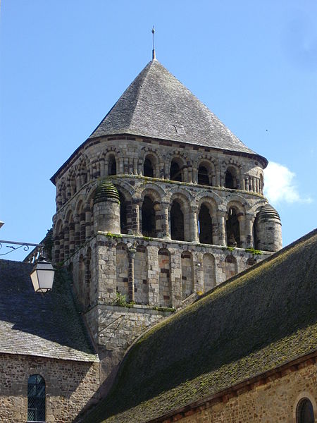 File:Redon - église Saint-Sauveur (01).JPG