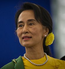 Remise du Prix Sakharov à Aung San Suu Kyi Strasbourg 22 octobre 2013-04 (cropped).jpg