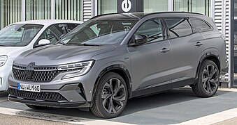 Renault Espace VI - left front view