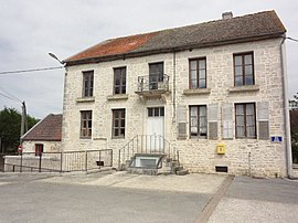 Balai kota di Rochefort-sur-la-Côte