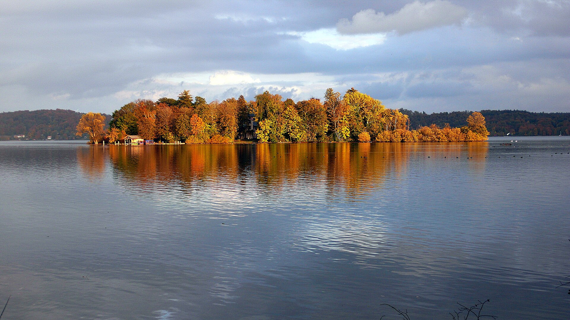 Lake Palace Casino