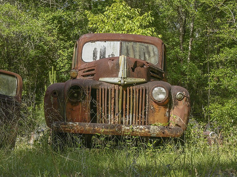 File:Rusty-car florida-08 hg.jpg